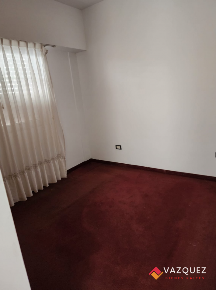 Departamento 2 ambientes con Patio Ramos Mejia