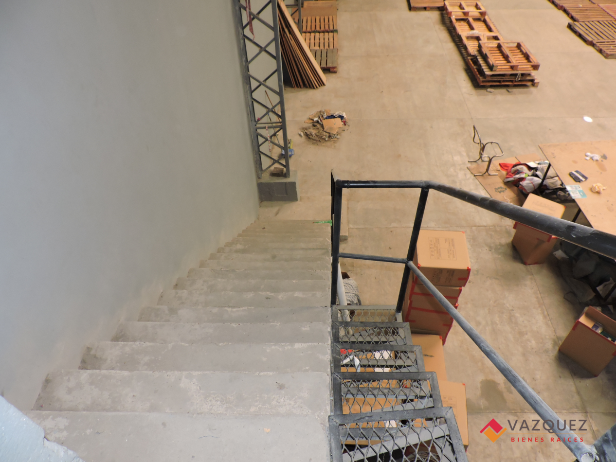 Alquiler Galpon Mixta Industrial San Justo