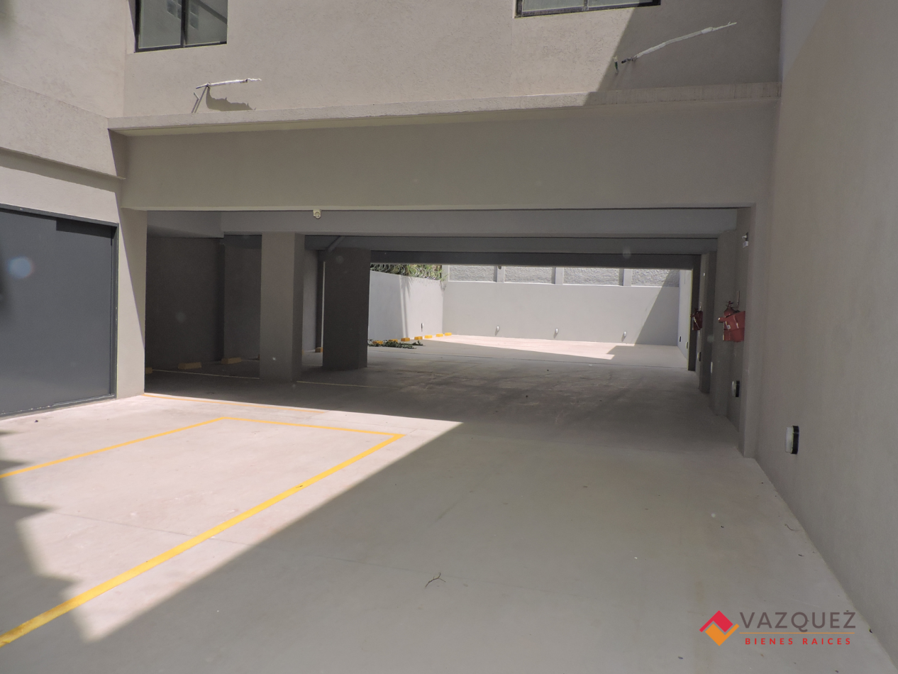 Departamento 2 ambientes en Duplex con Cochera A