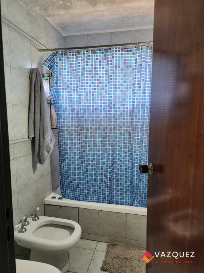 Majestuoso Chalet Simbolo de San Justo