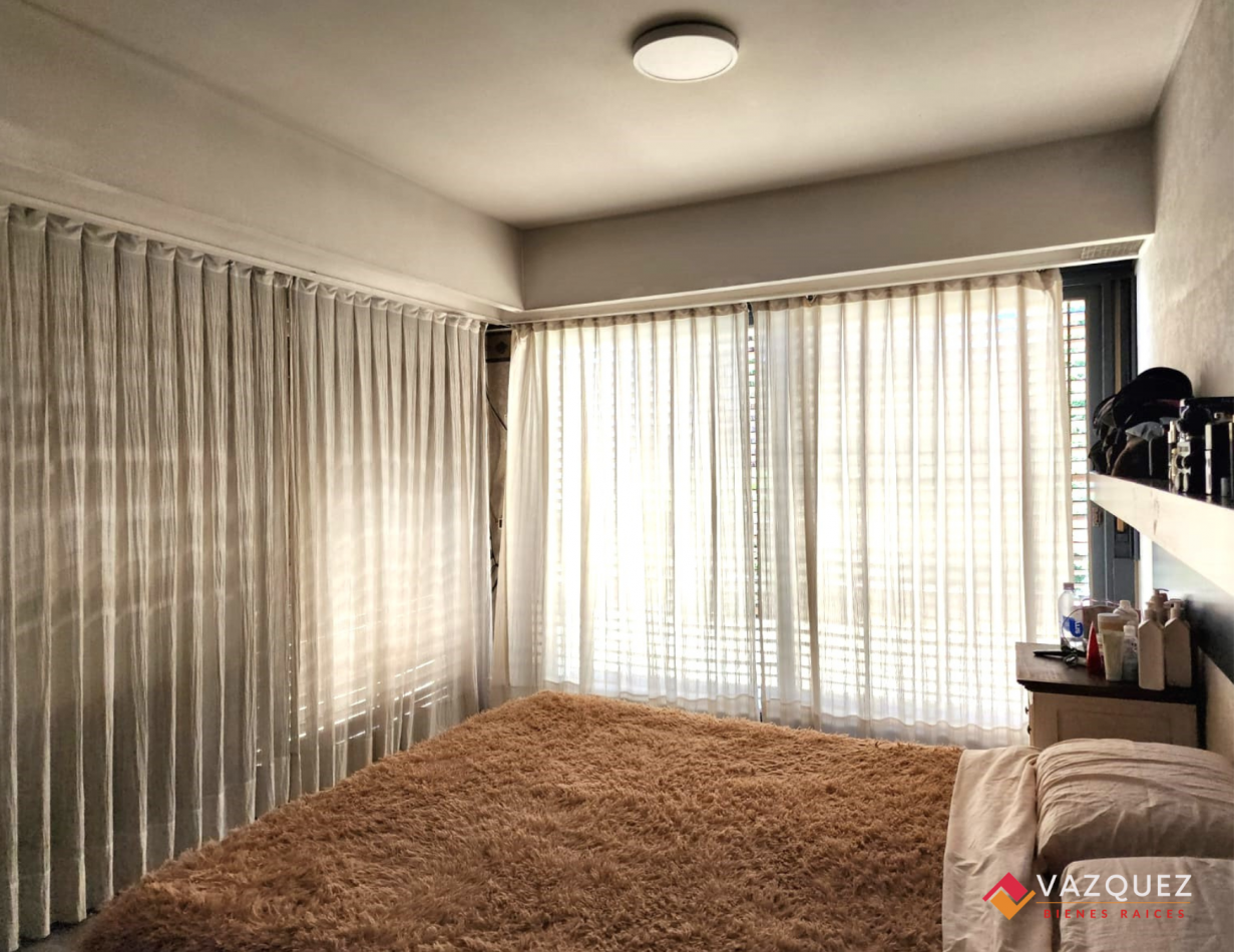 Majestuoso Chalet Simbolo de San Justo