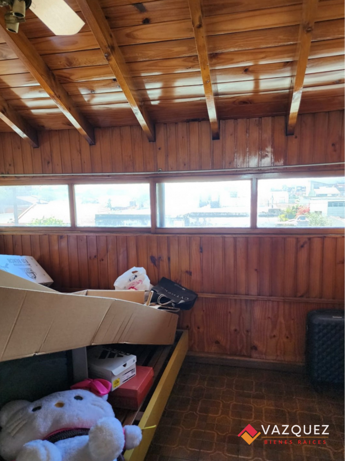 Majestuoso Chalet Simbolo de San Justo