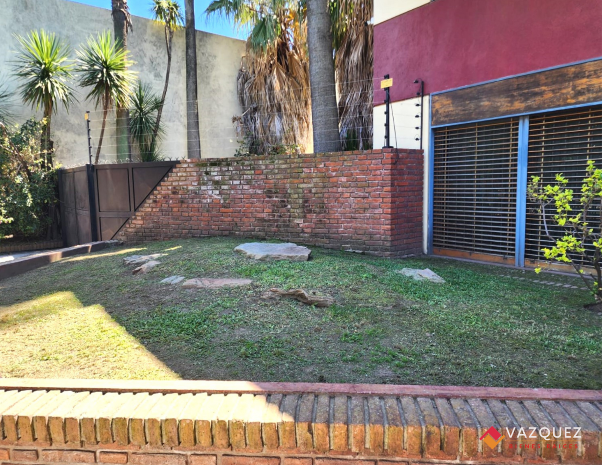 Majestuoso Chalet Simbolo de San Justo