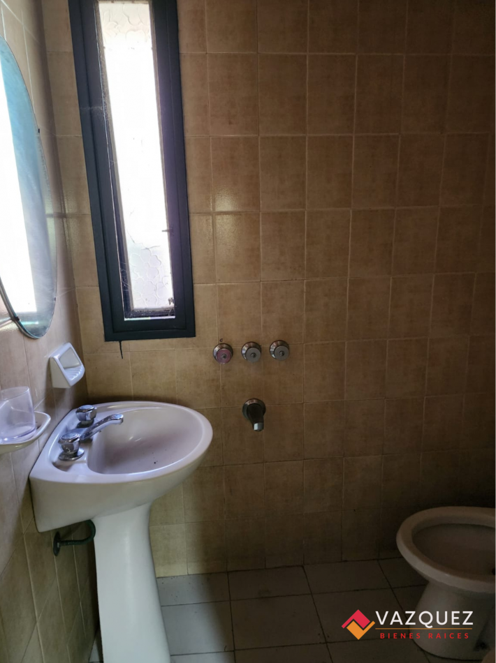 Majestuoso Chalet Simbolo de San Justo