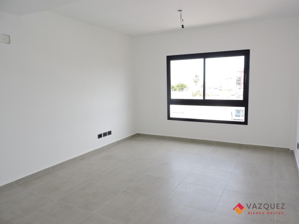 Oficina Monoambiente con Terraza propia