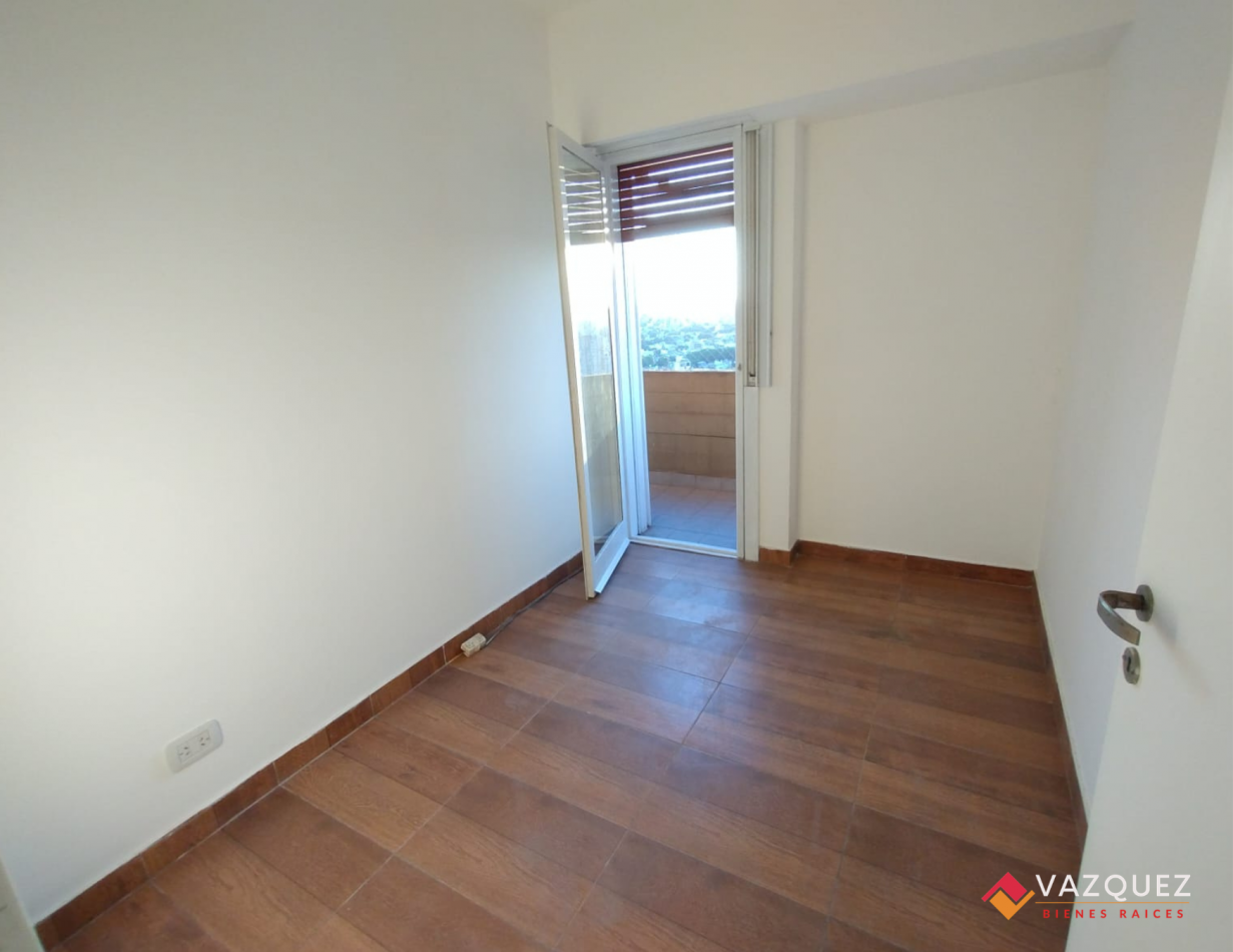 Departamento 4 ambientes con hermosa vista en Villa Luro