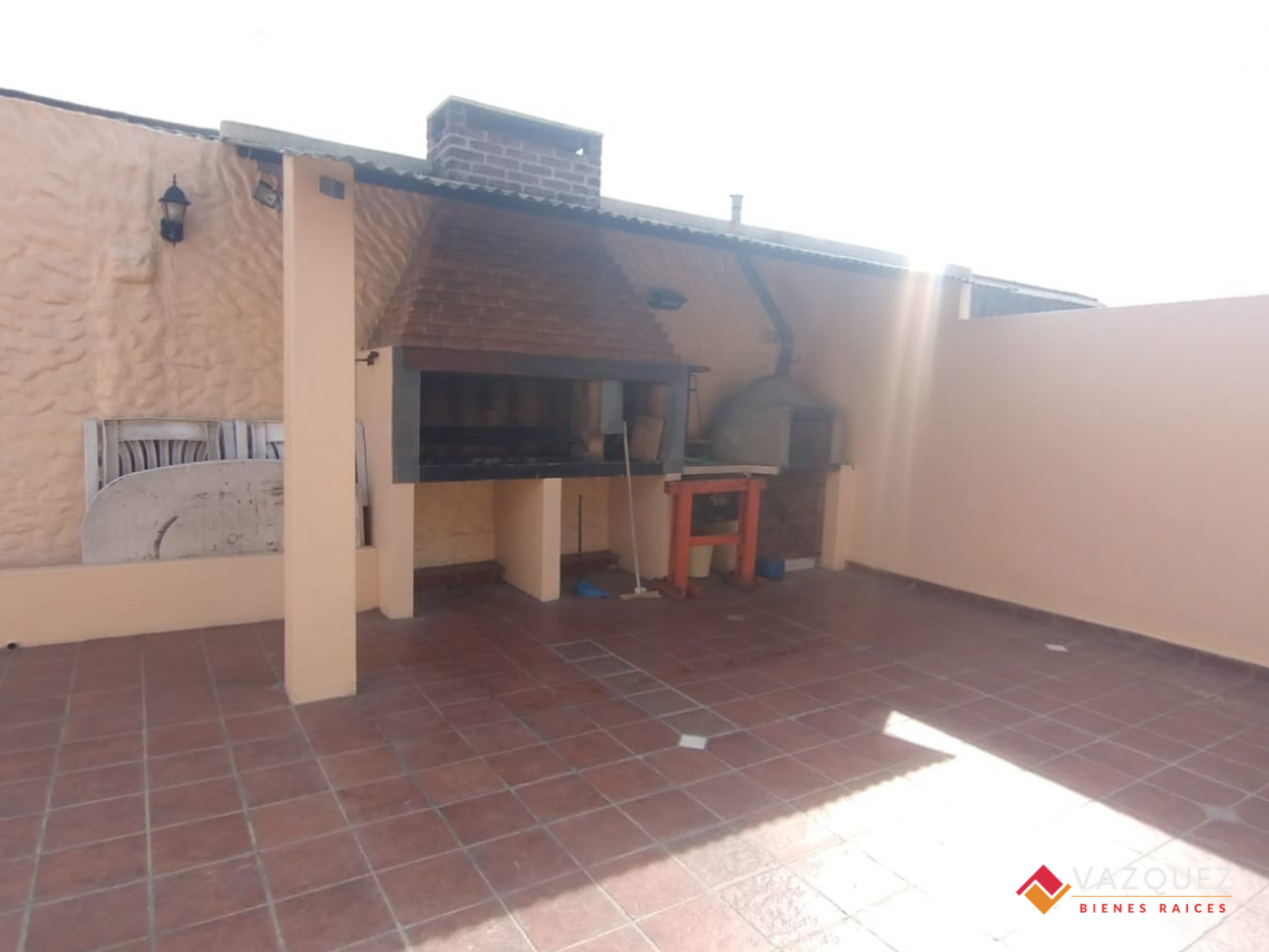 Piso Independiente 4 Ambientes con Garage en La Tablada