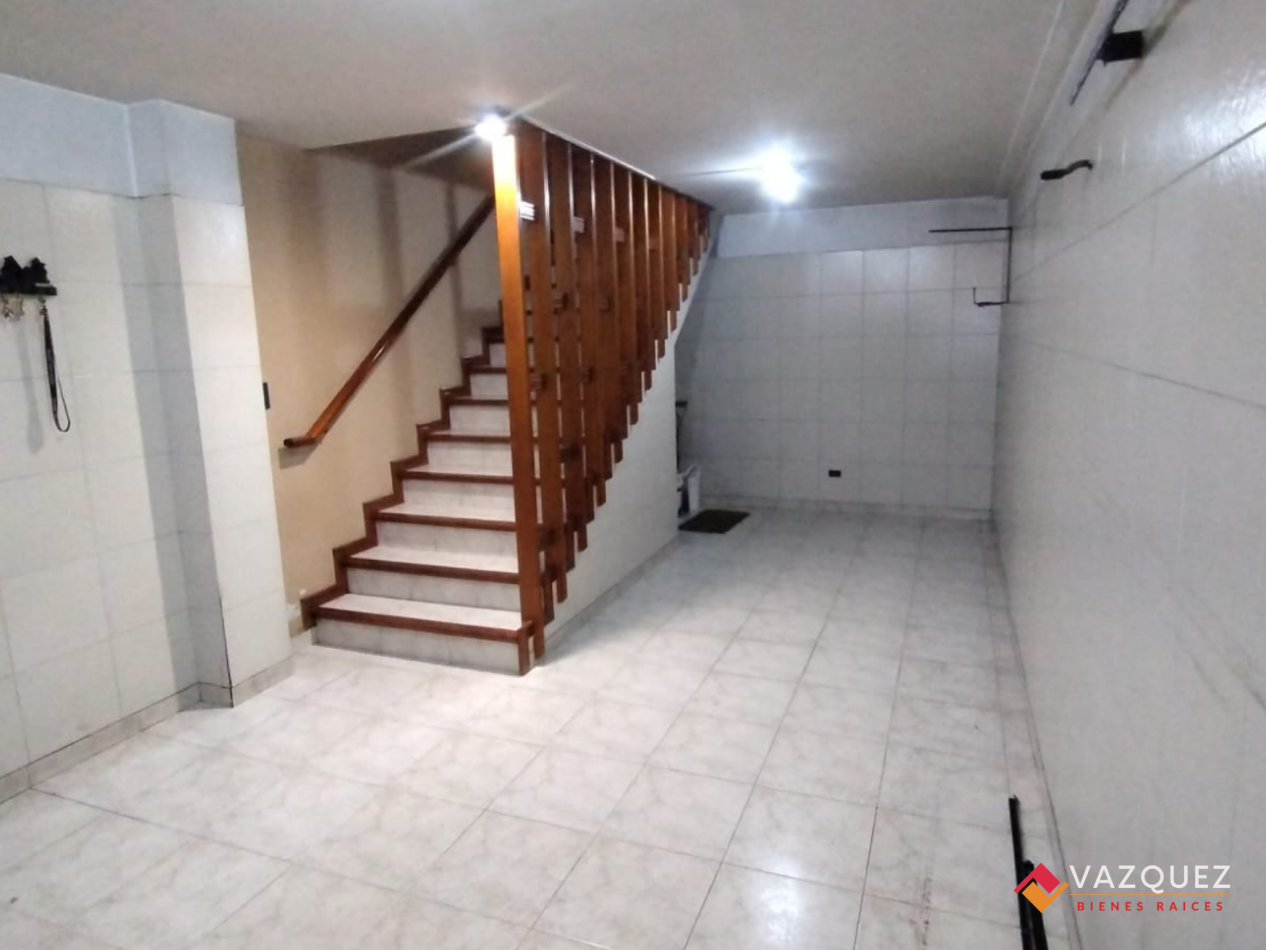 Piso Independiente 4 Ambientes con Garage en La Tablada