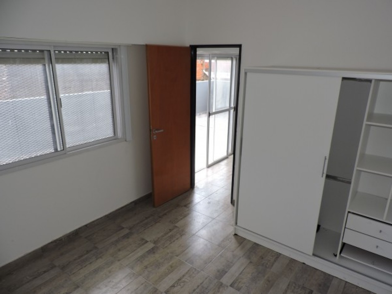 Ph  2 ambientes con terraza propia