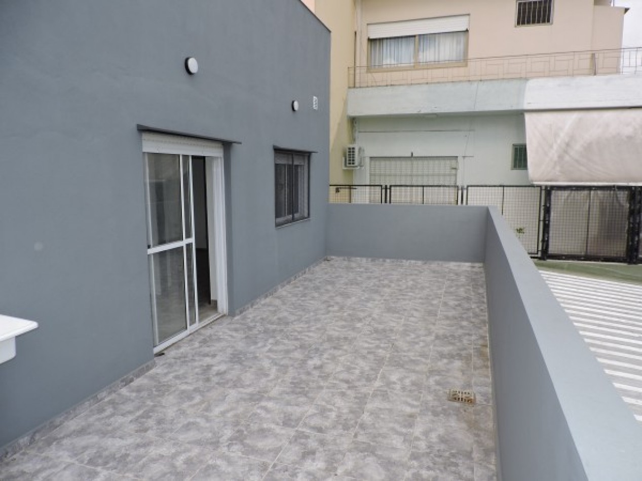 Ph  2 ambientes con terraza propia