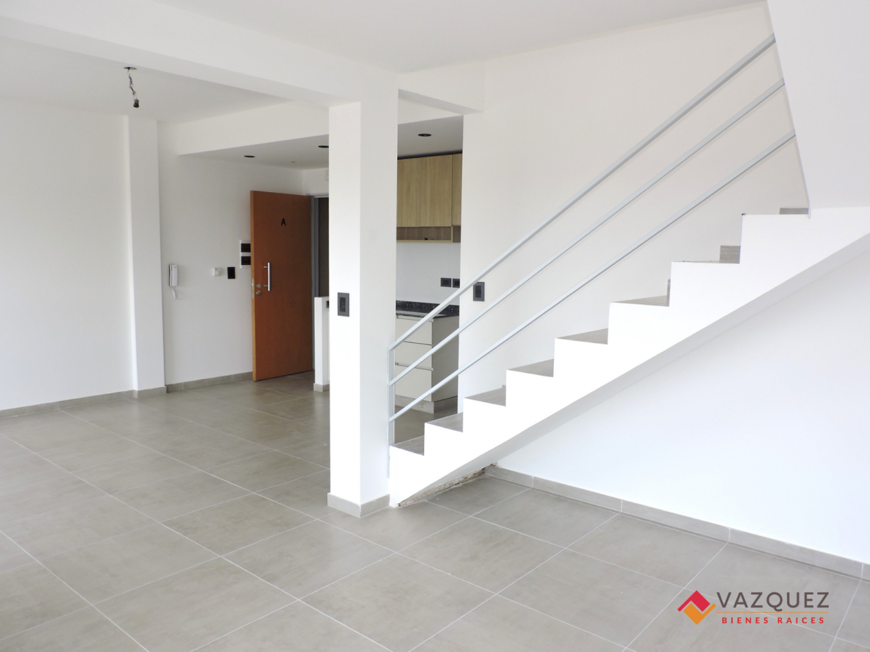 Departamento 2 ambientes en Duplex 6A