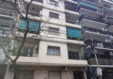 Departamento Dos ambiente en el Corazon del Barrio de Caballito. 