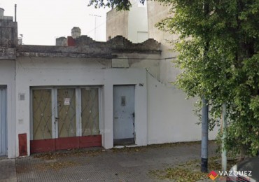 Casa a Reciclar en Venta Sobre Irigoyen Monte Castro / Versalles